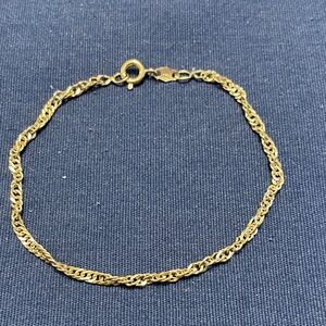 12KT Gold Chain Bracelet